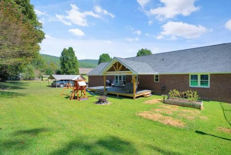 712 Kilgore Street Jasper TN 37347