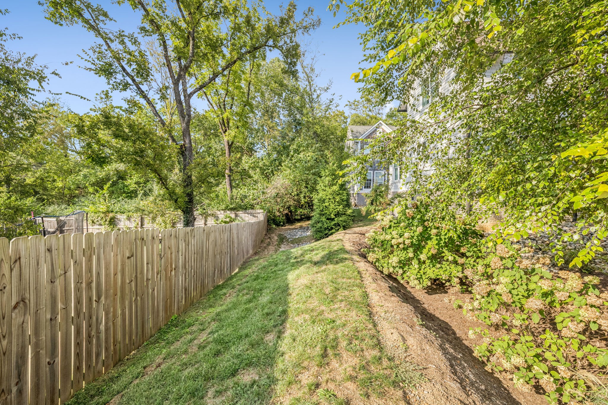 3304C Hobbs Road Nashville TN 37215
