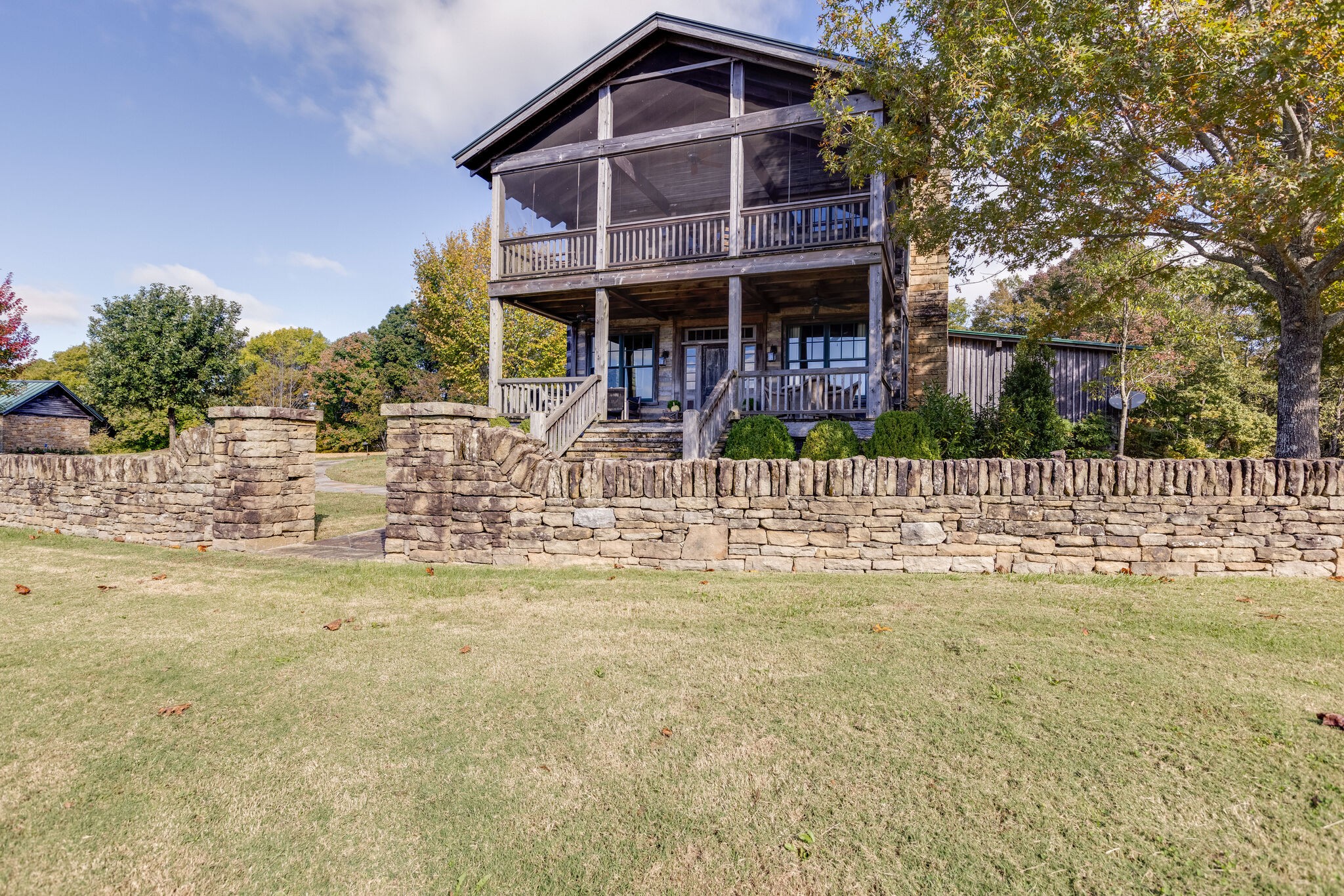 1905 S Fork Blue Creek Road Lynnville TN 38472