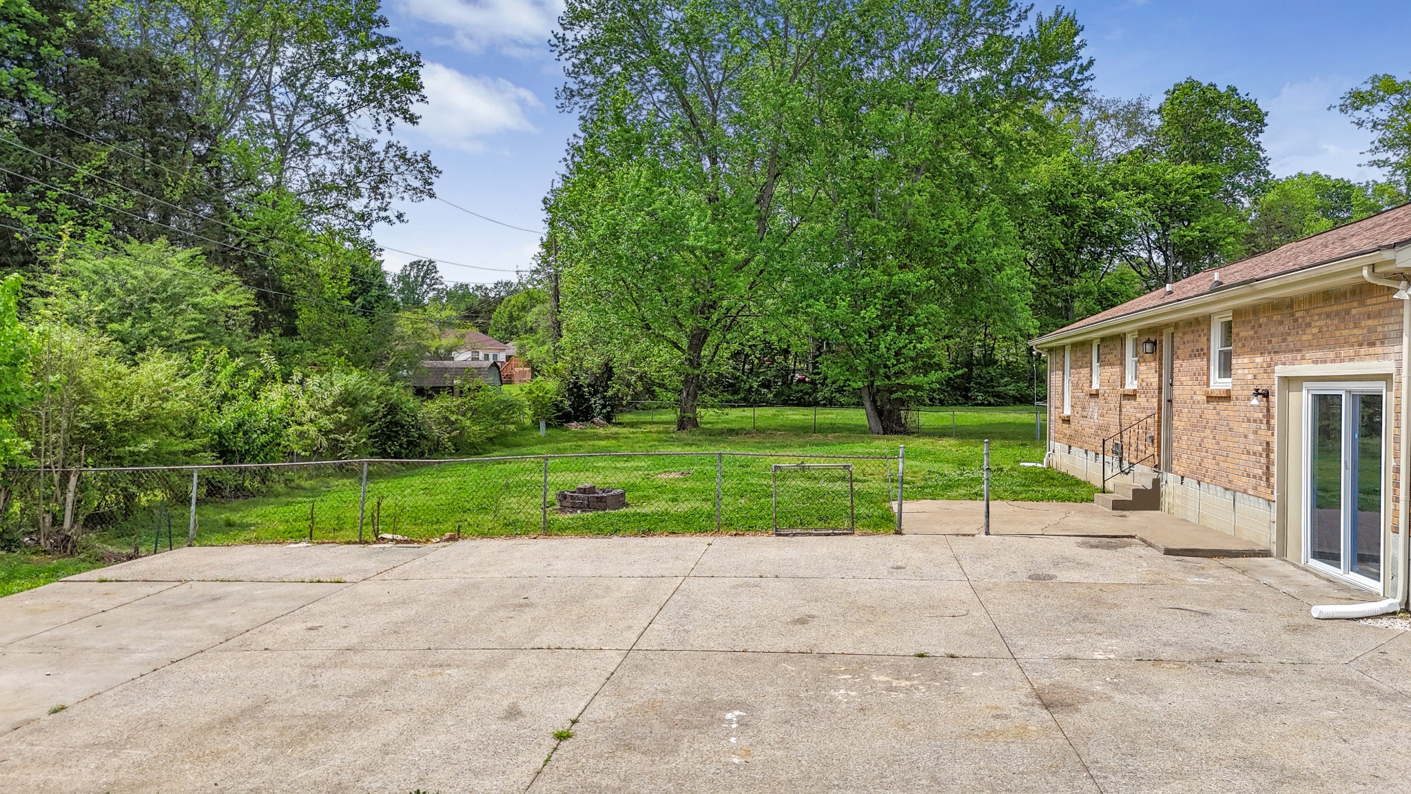 106 Winston Court Clarksville TN 37042
