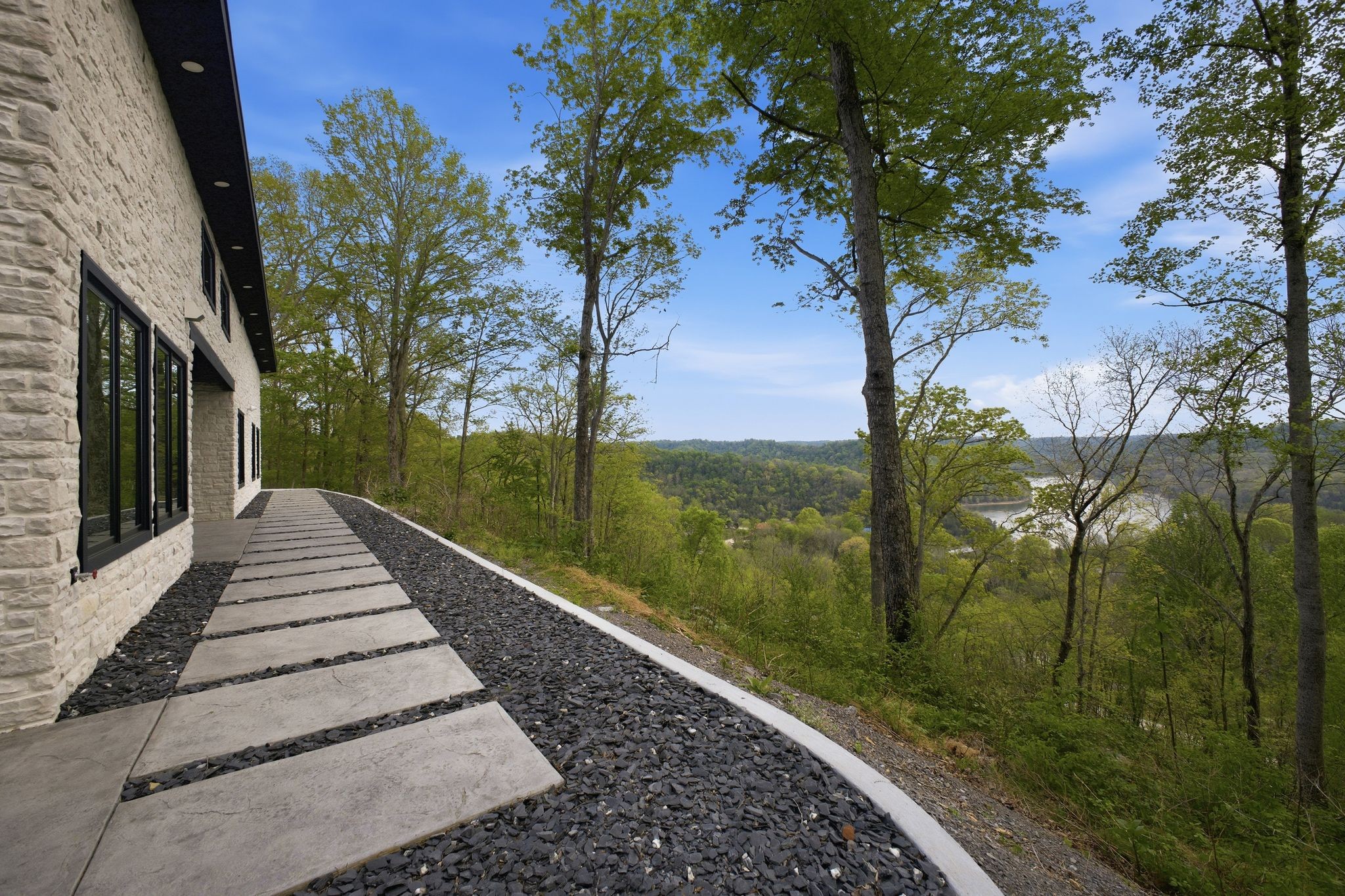 668 Seaton Drive Smithville TN 37166