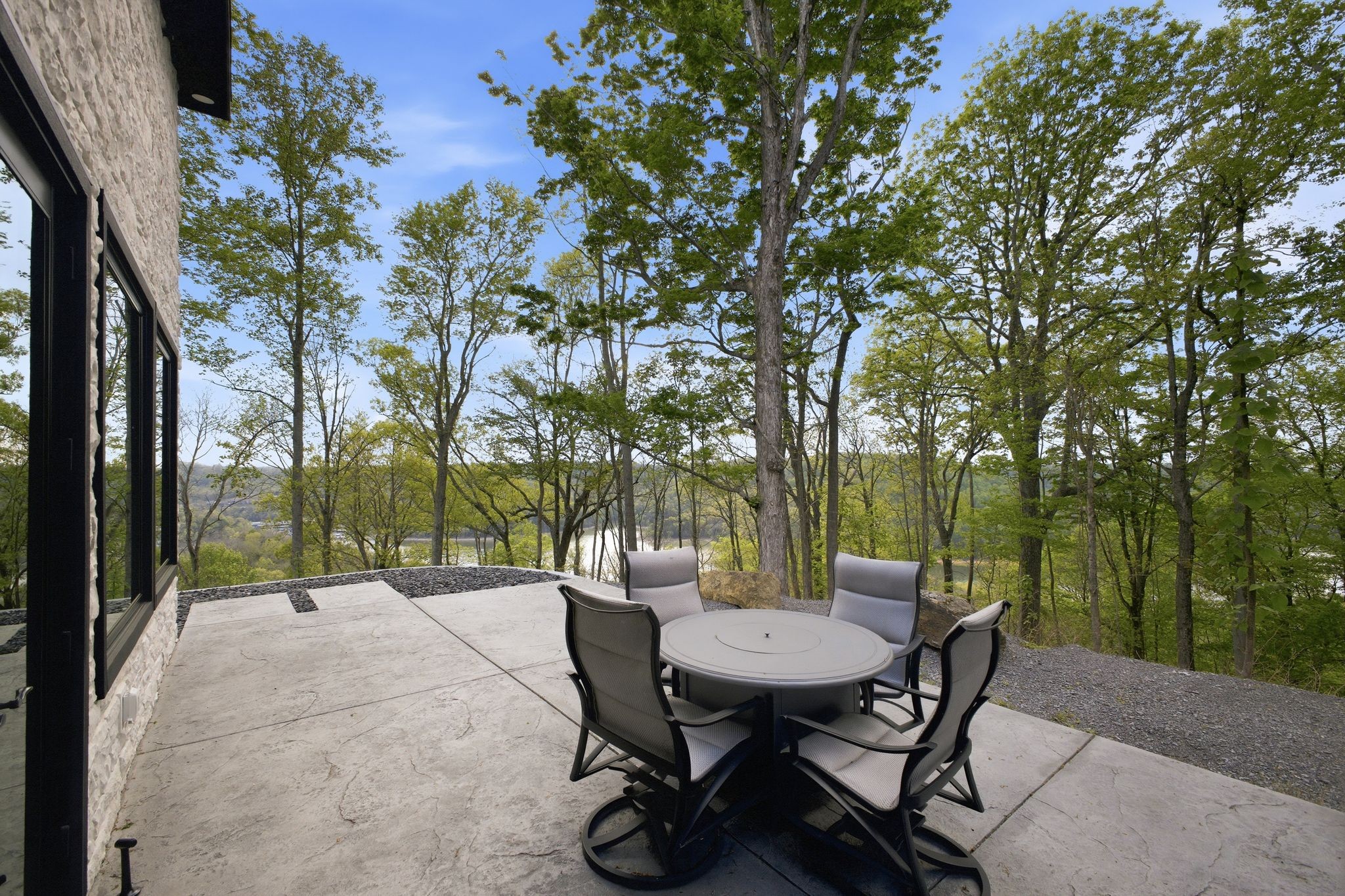 668 Seaton Drive Smithville TN 37166