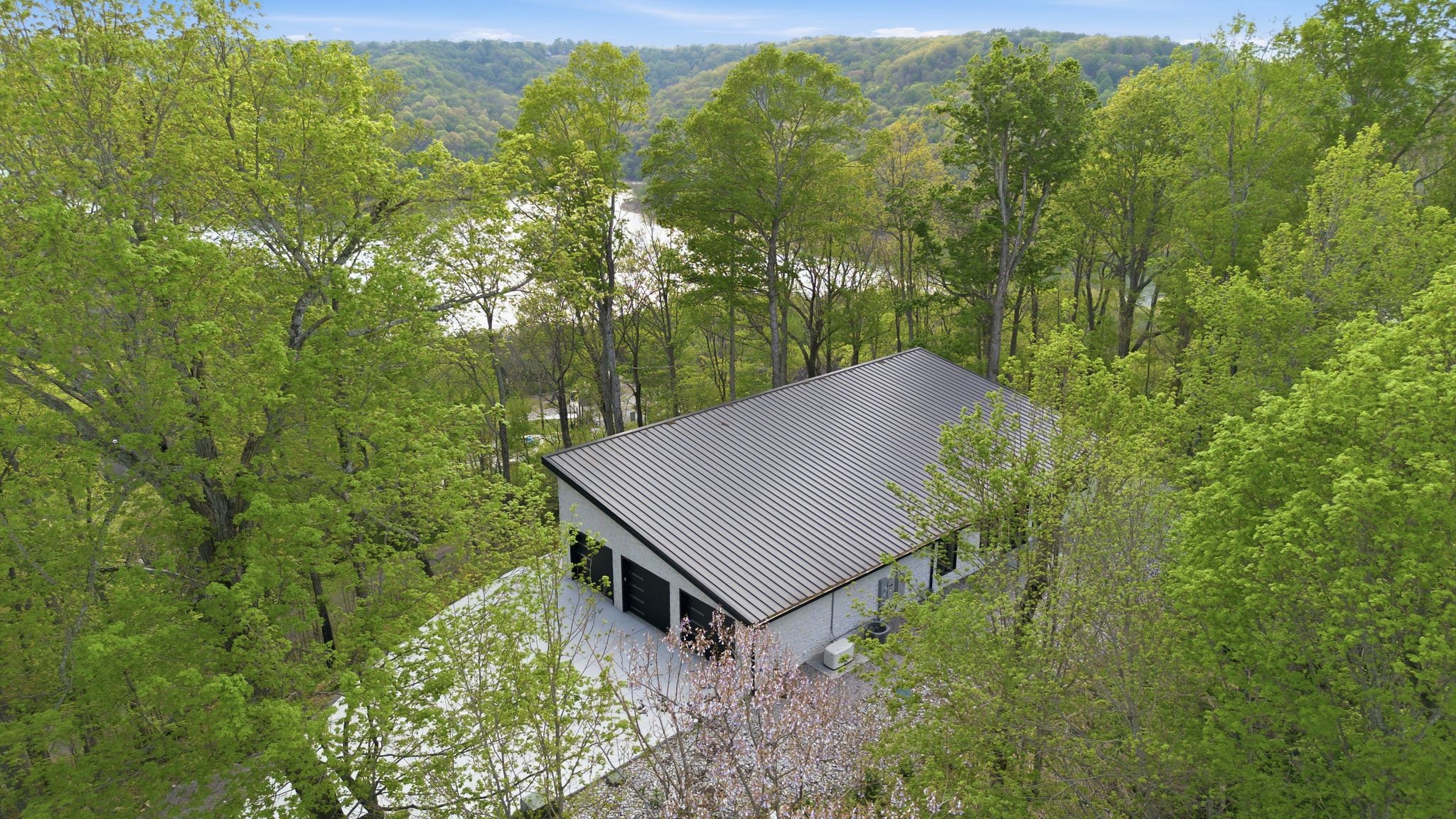 668 Seaton Drive Smithville TN 37166