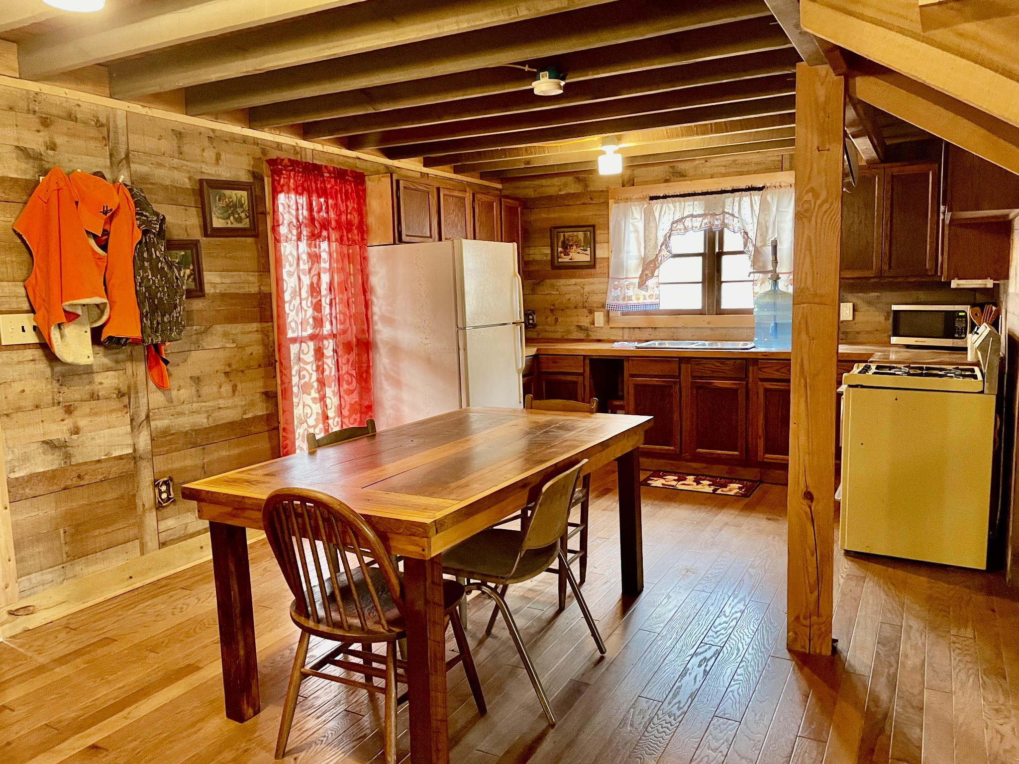 84 Granny Pratt Lane Belvidere TN 37306