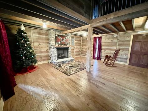 84 Granny Pratt Lane Belvidere TN 37306