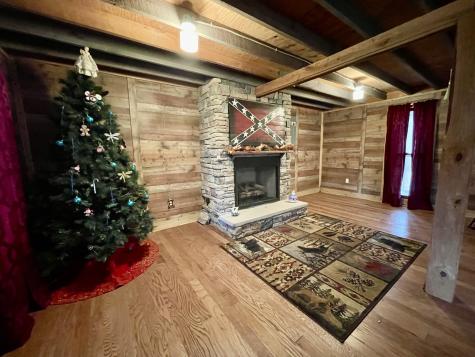 84 Granny Pratt Lane Belvidere TN 37306