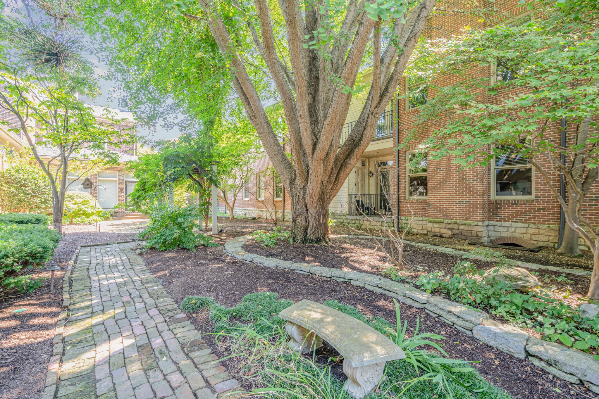 137 3rd Ave, N Franklin TN 37064