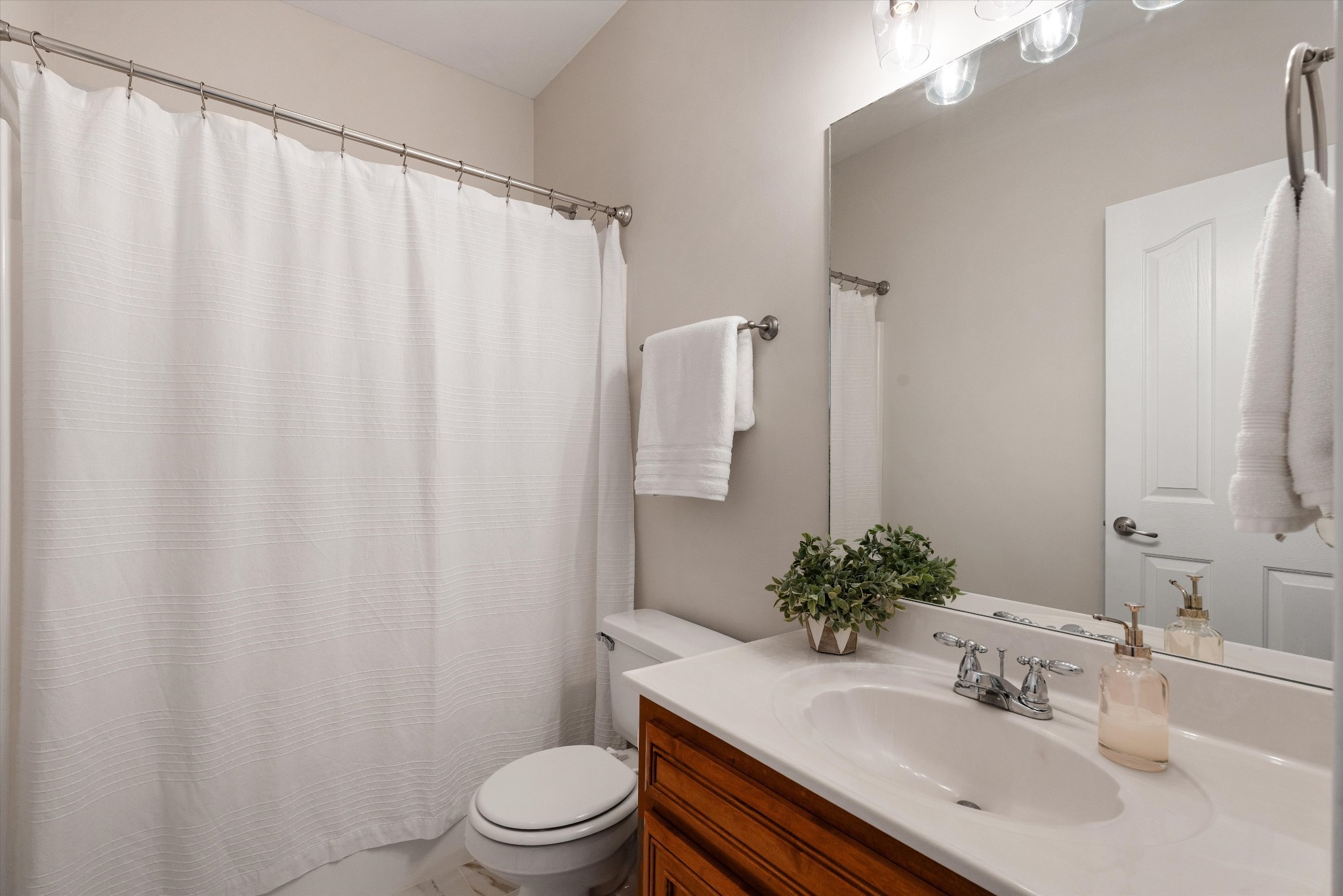 2003 Woodcliff Drive Smyrna TN 37167