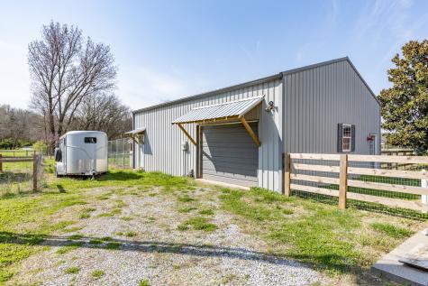 5519 Dotson Road Thompsons Station TN 37179