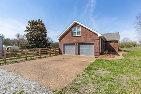 5519 Dotson Road Thompsons Station TN 37179