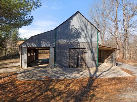 1651 Neptune Road Ashland City TN 37015
