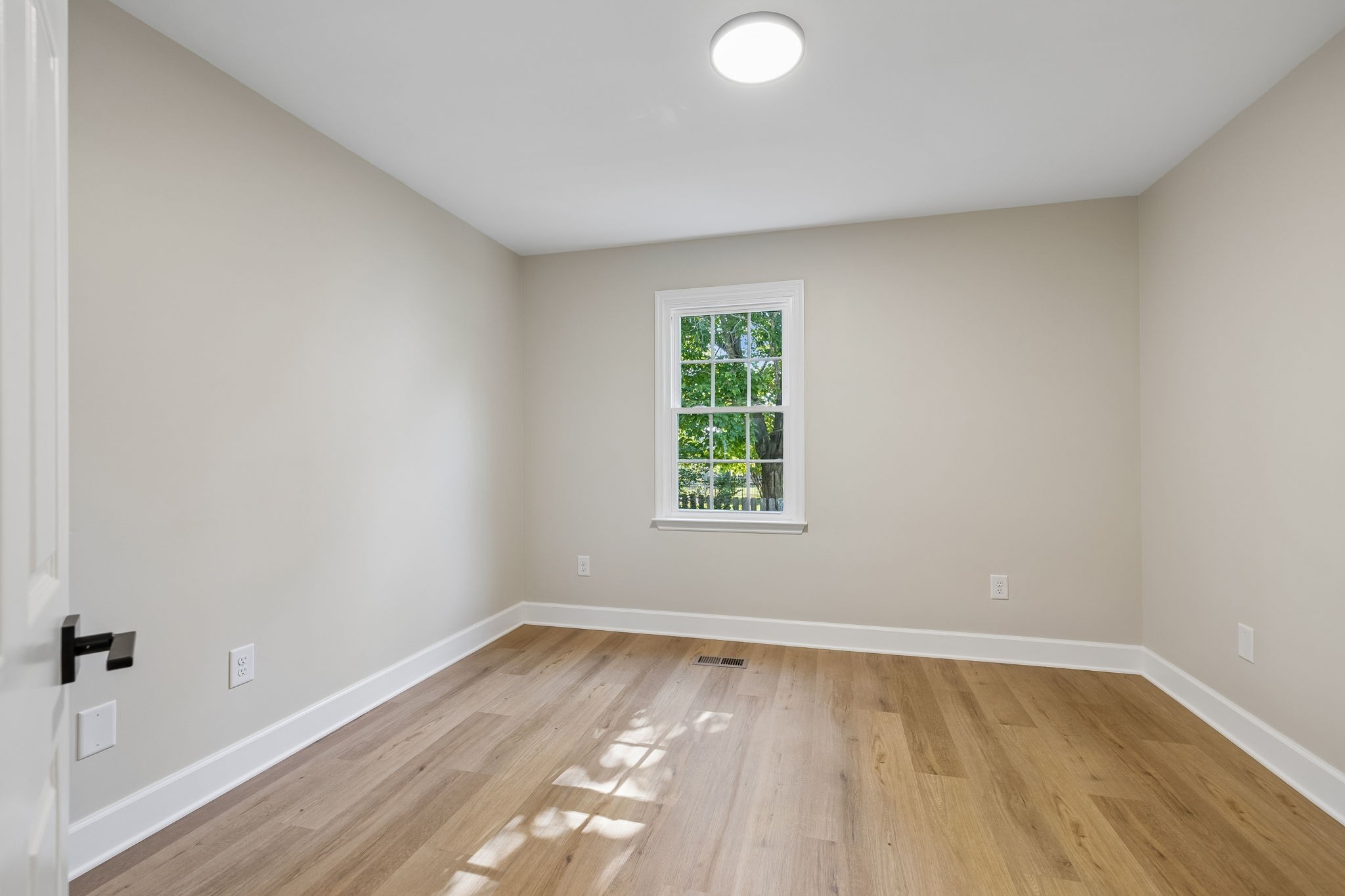 1418 Courtland Drive Columbia TN 38401