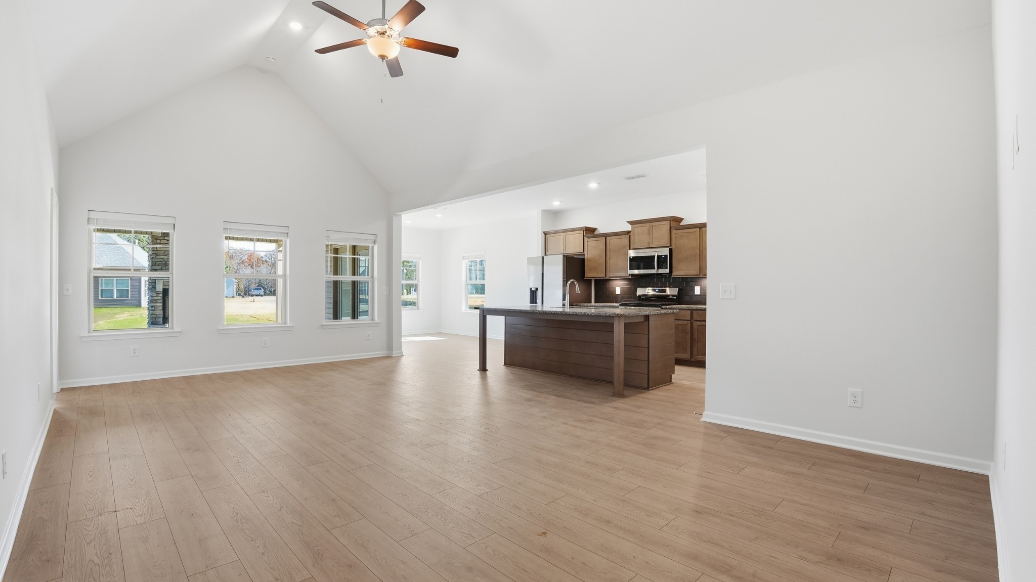 61 Stillwater Way Tullahoma TN 37388