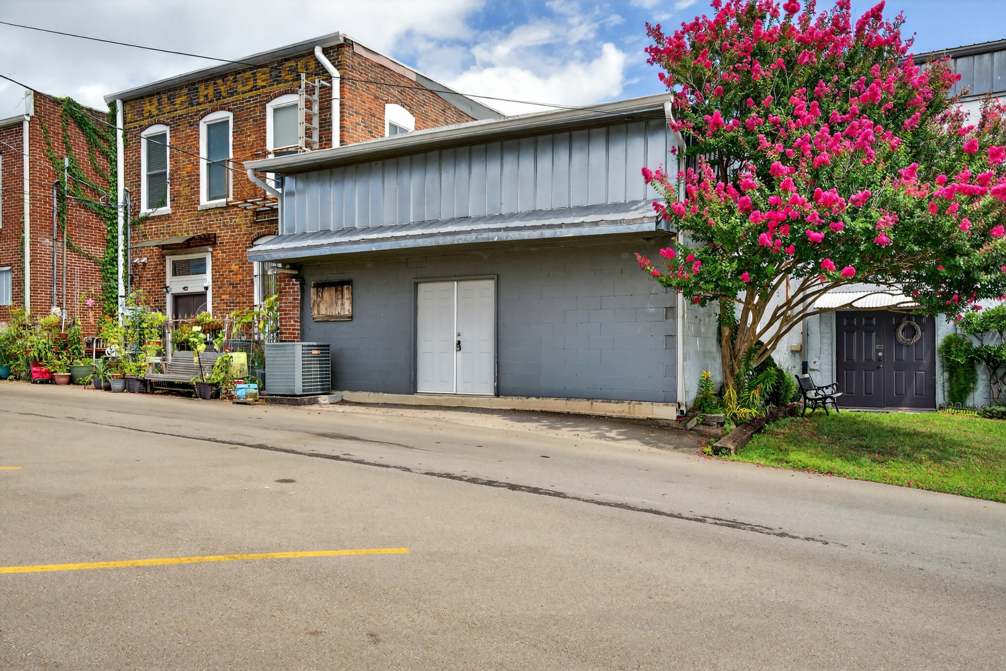 213 Main Ave, S Fayetteville TN 37334