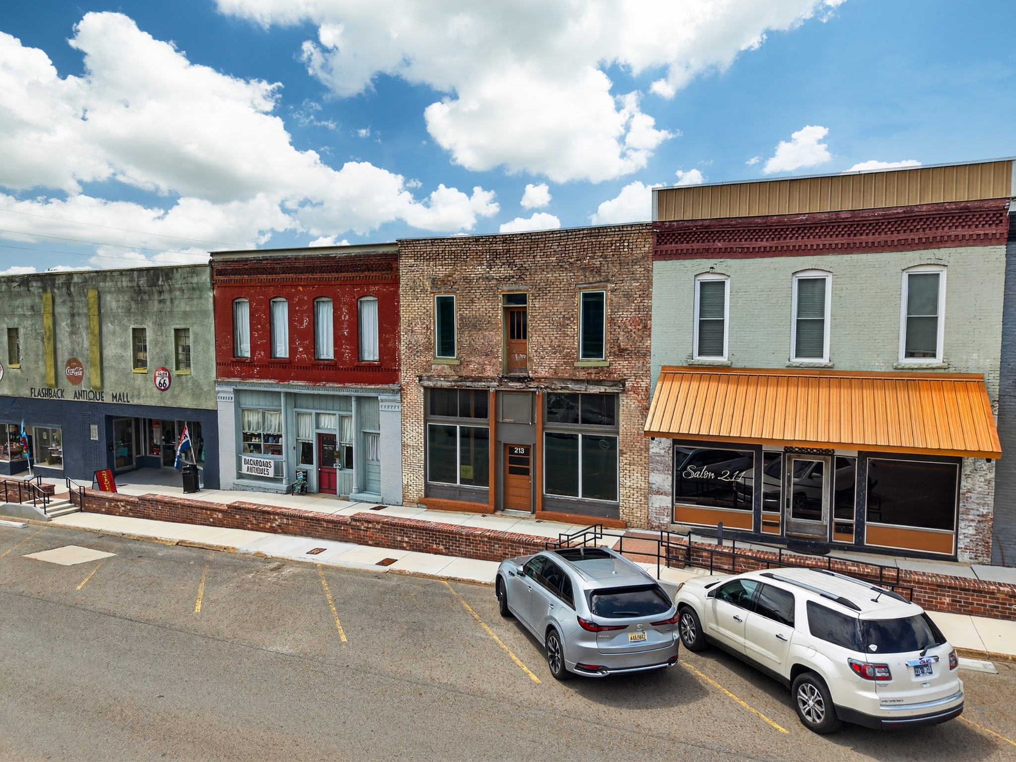 213 Main Ave, S Fayetteville TN 37334