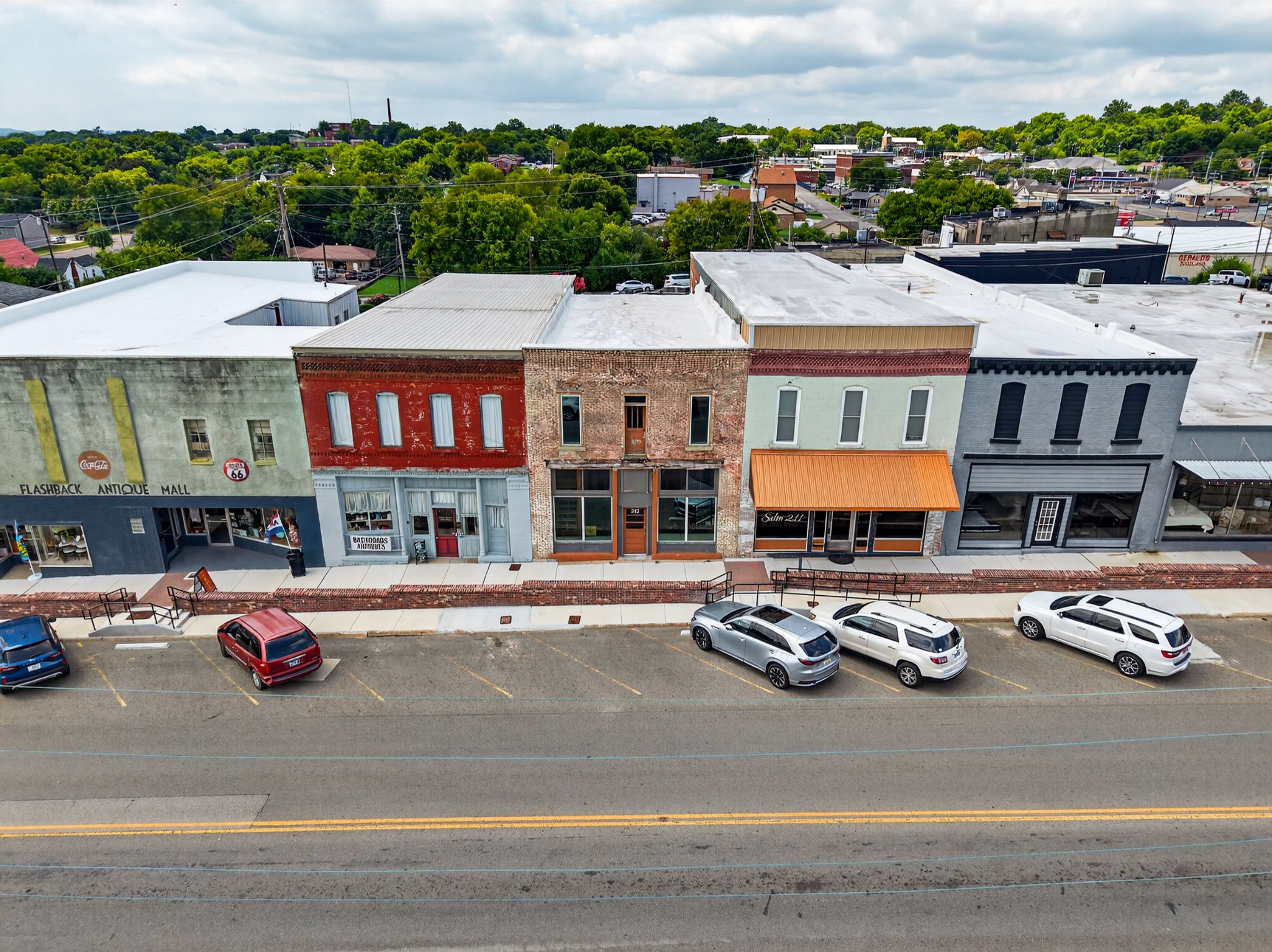 213 Main Ave, S Fayetteville TN 37334
