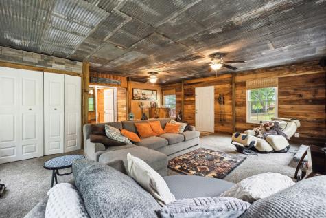 12817 Lascassas Pike Milton TN 37118
