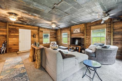 12817 Lascassas Pike Milton TN 37118
