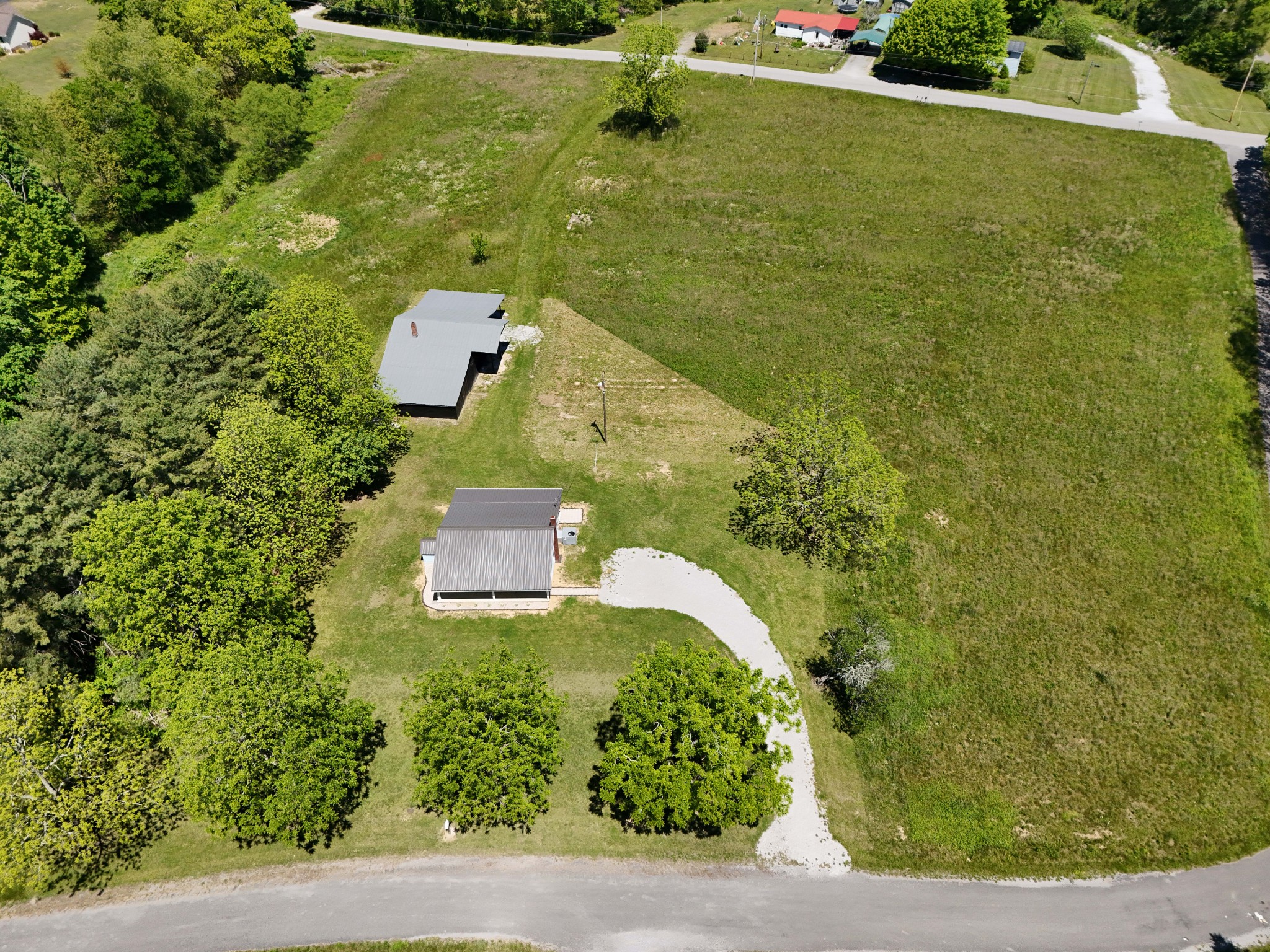 65 Duckpond Road Palmer TN 37365