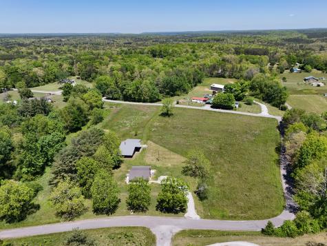 65 Duckpond Road Palmer TN 37365