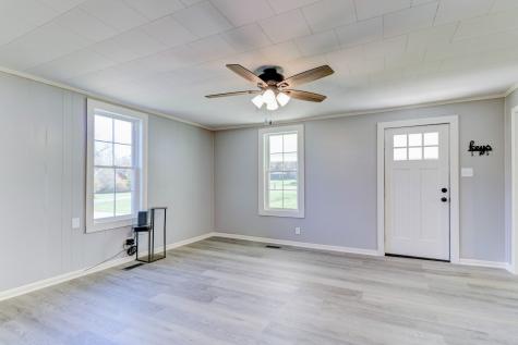 65 Duckpond Road Palmer TN 37365