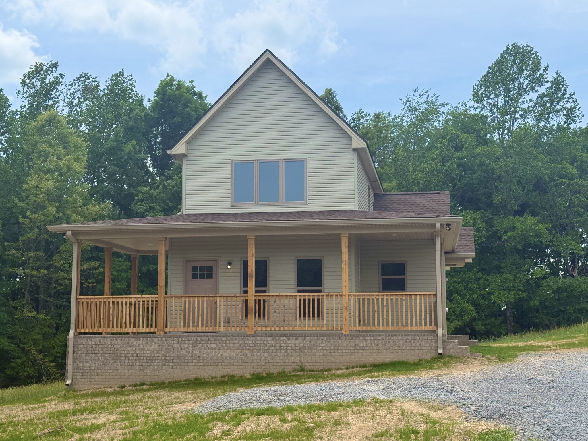 176 Redbird Lane Lafayette TN 37083