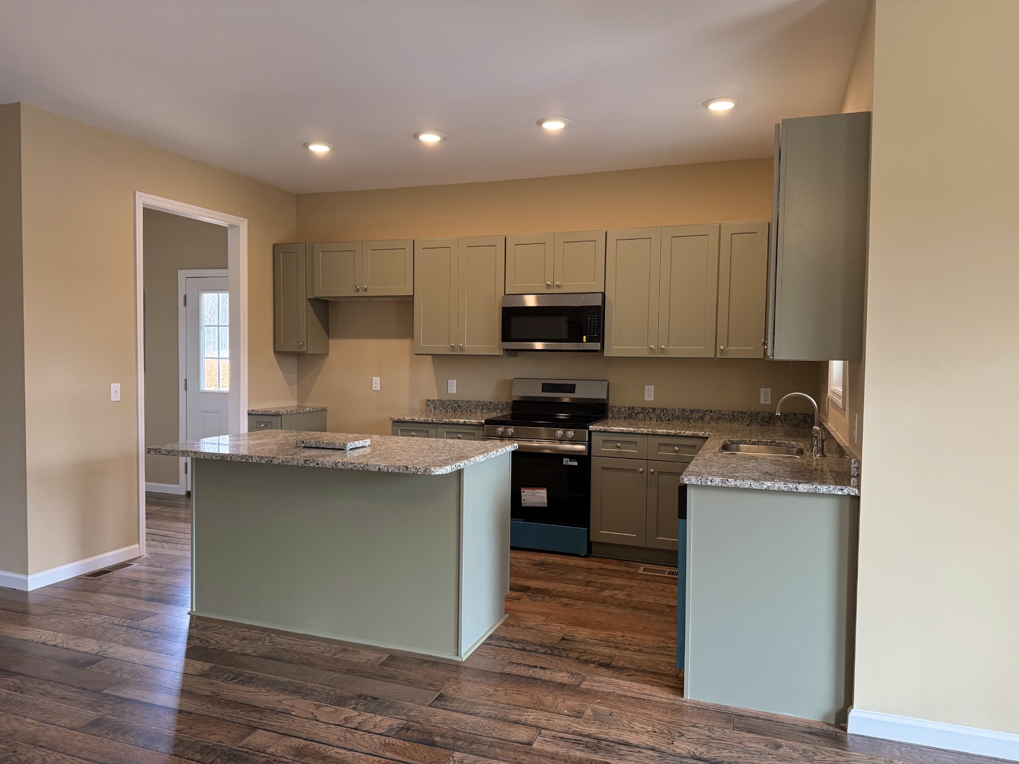176 Redbird Lane Lafayette TN 37083