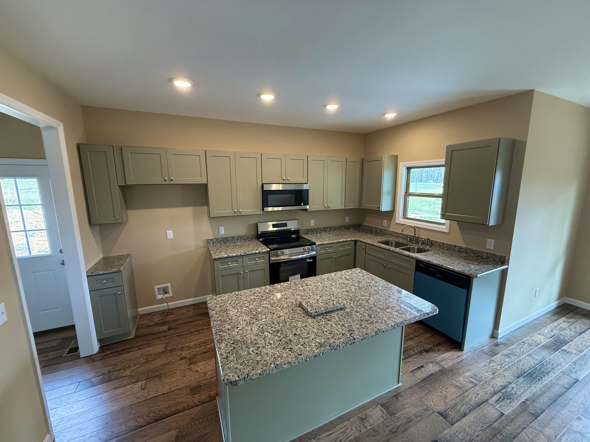 176 Redbird Lane Lafayette TN 37083
