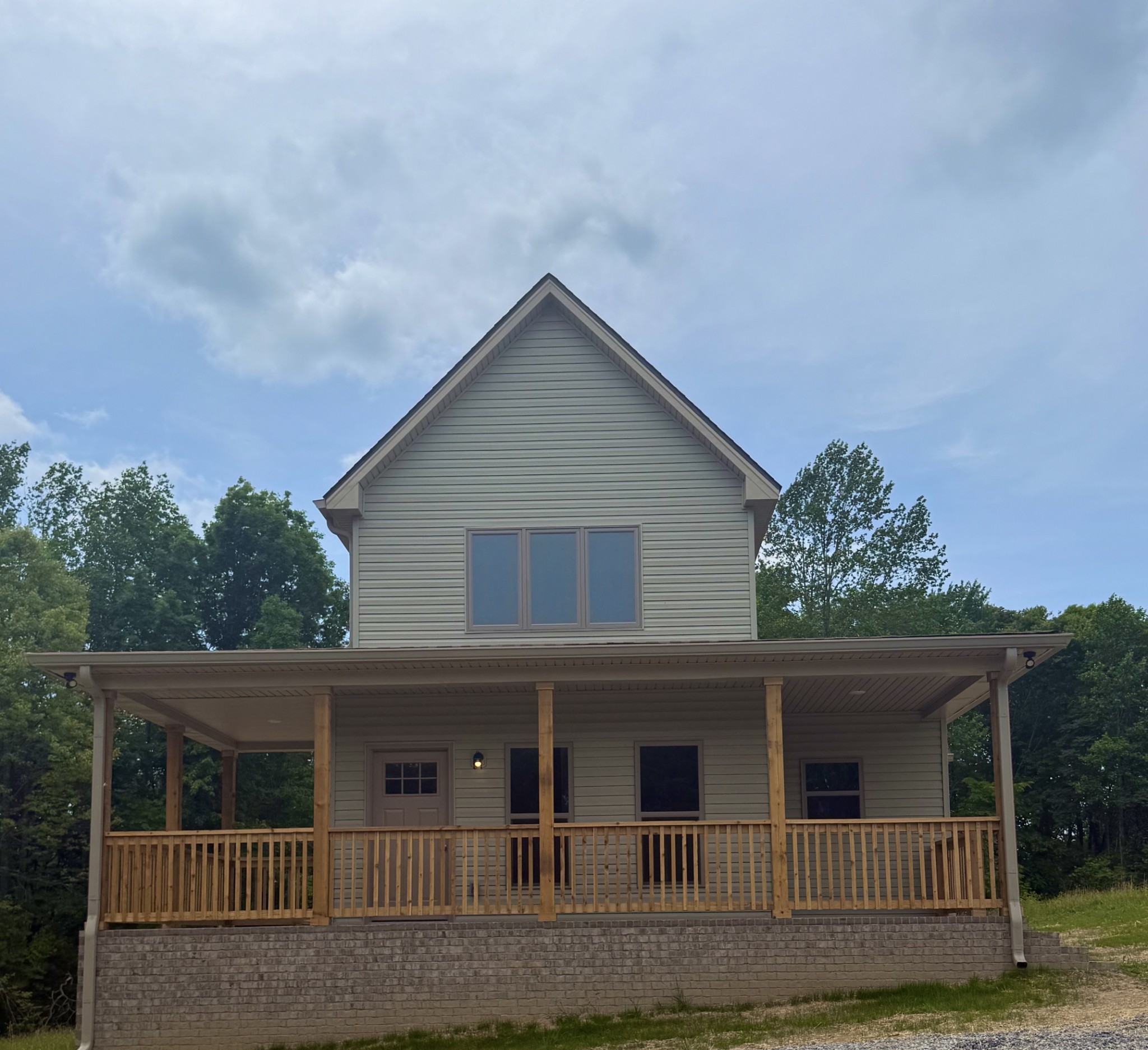 176 Redbird Lane Lafayette TN 37083