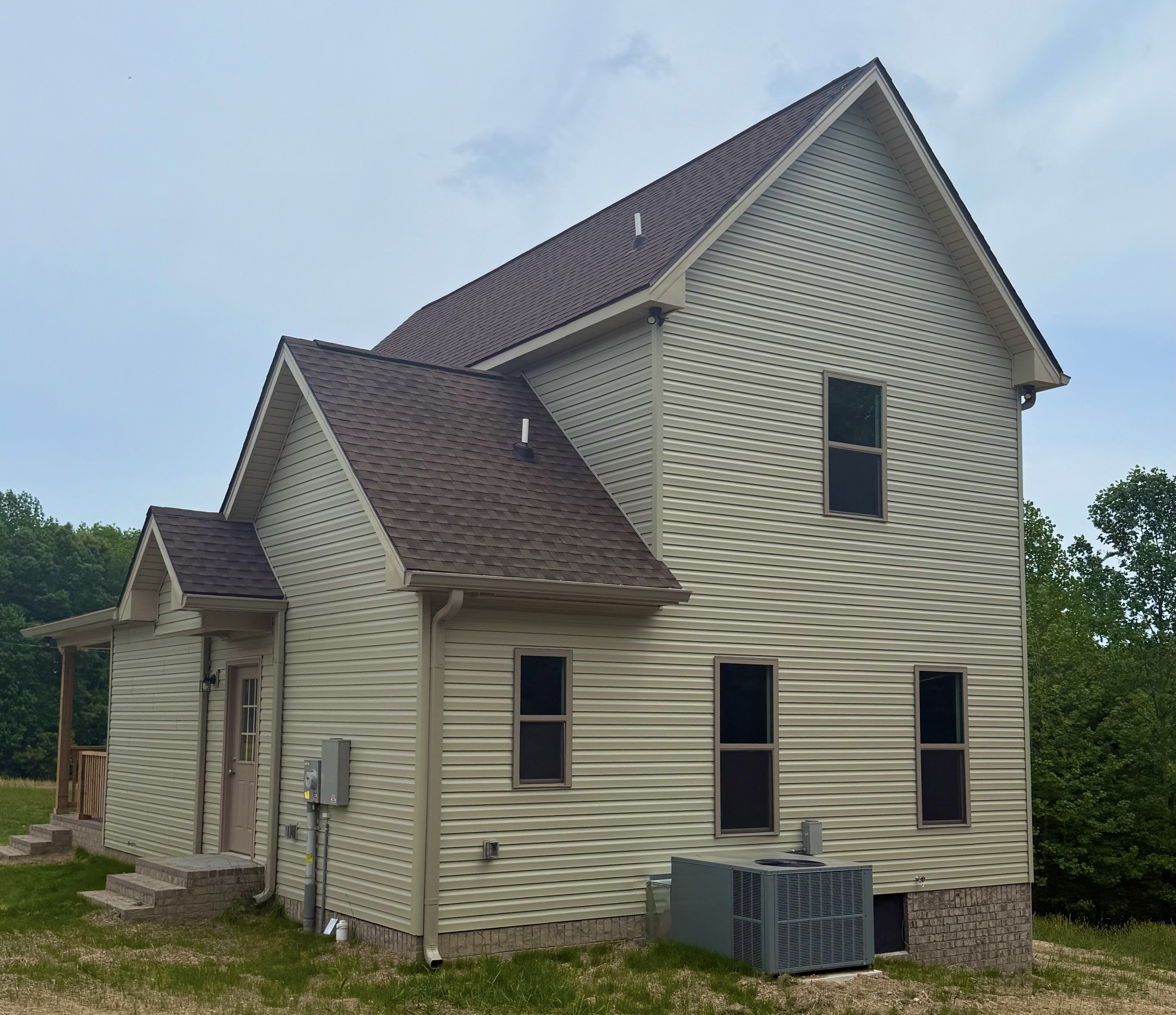 176 Redbird Lane Lafayette TN 37083