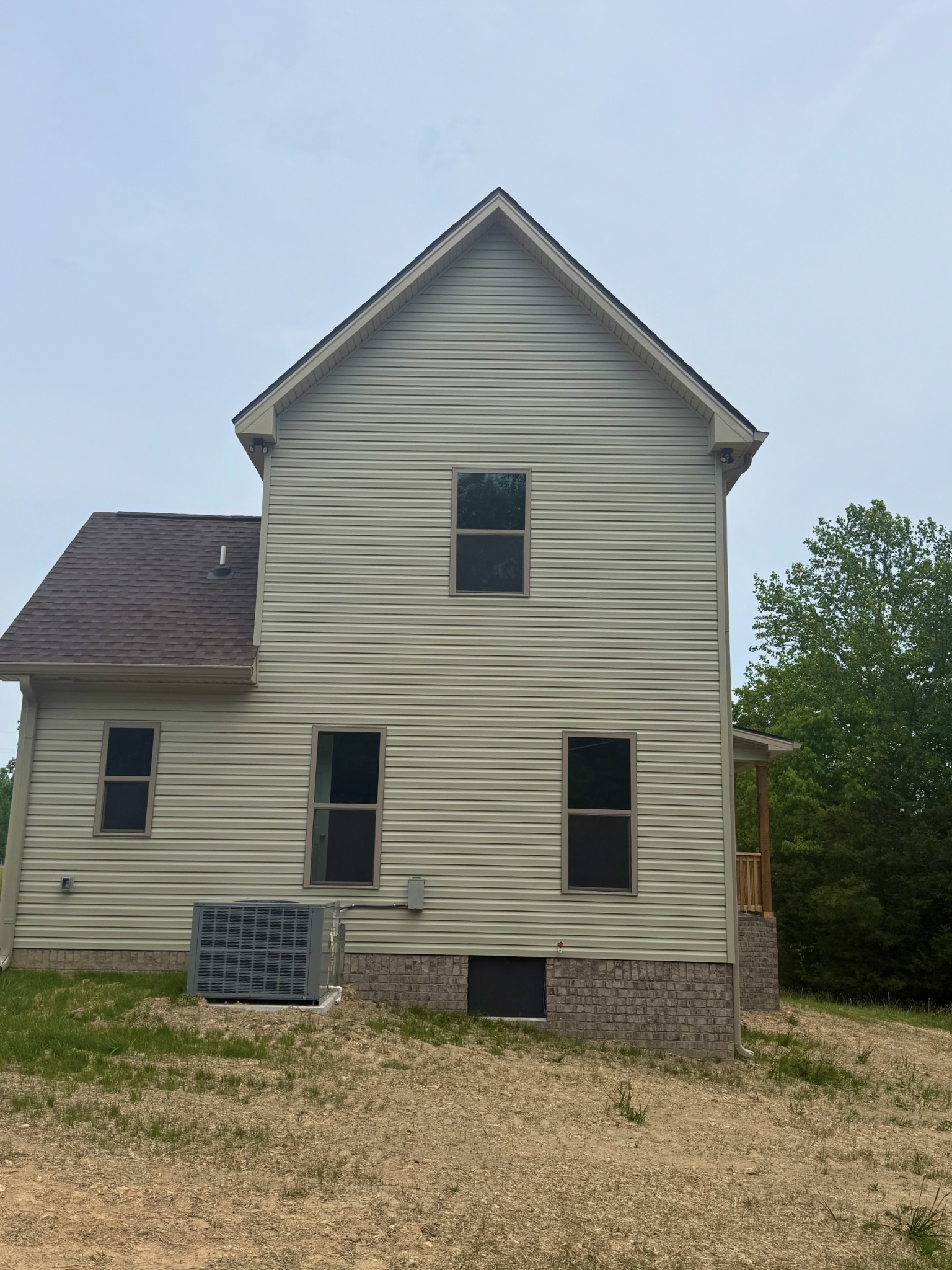 176 Redbird Lane Lafayette TN 37083