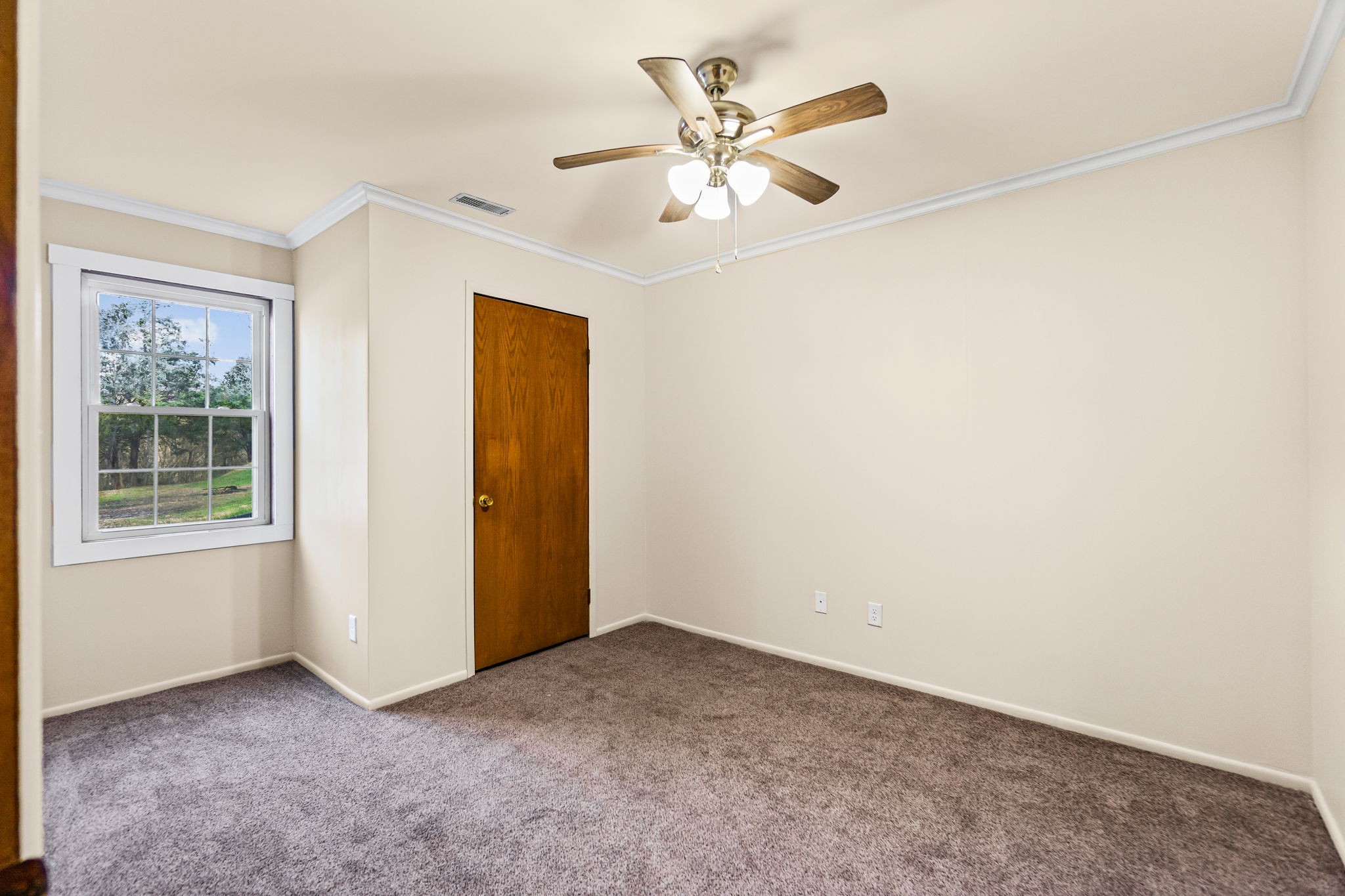 51 Turkeytown Road Hilham TN 38568