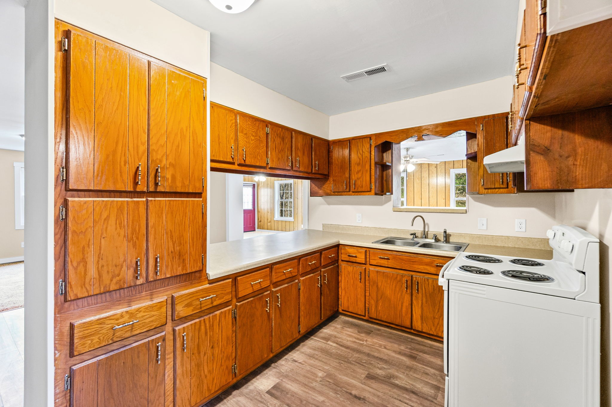51 Turkeytown Road Hilham TN 38568