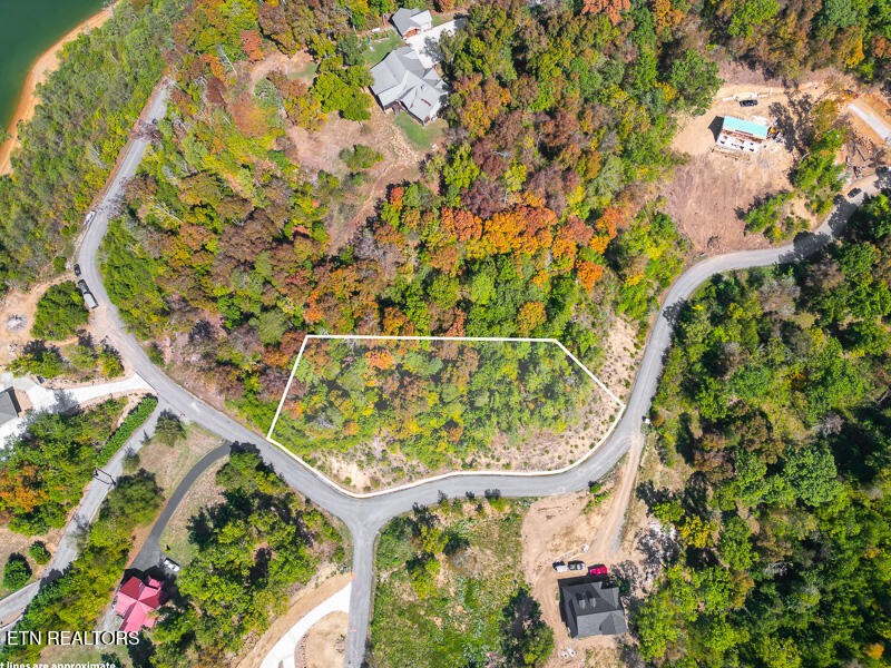 75 Stone Bridge Drive Dandridge TN 37725