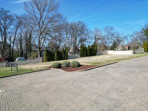 705 Halcyon Way Columbia TN 38401
