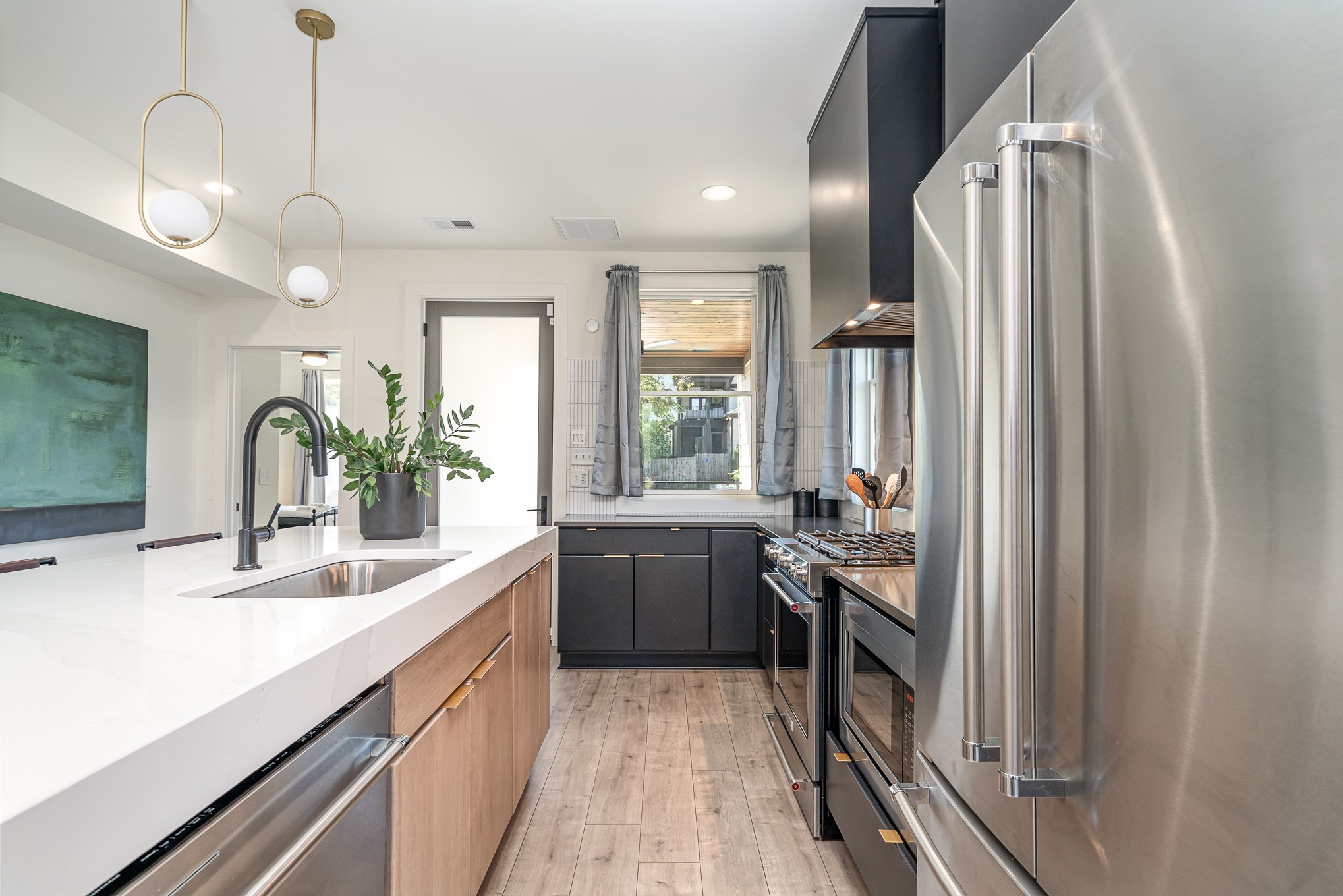 1009 Summit Avenue Nashville TN 37203