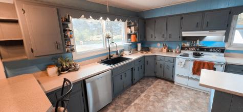 936 Ridge Road Quebeck TN 38579
