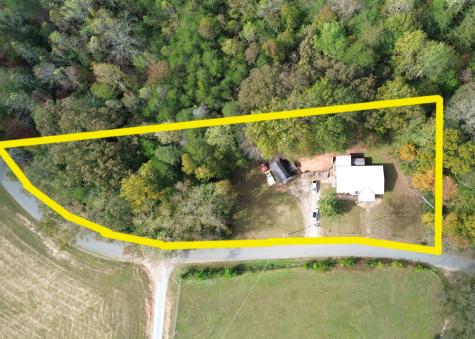 936 Ridge Road Quebeck TN 38579