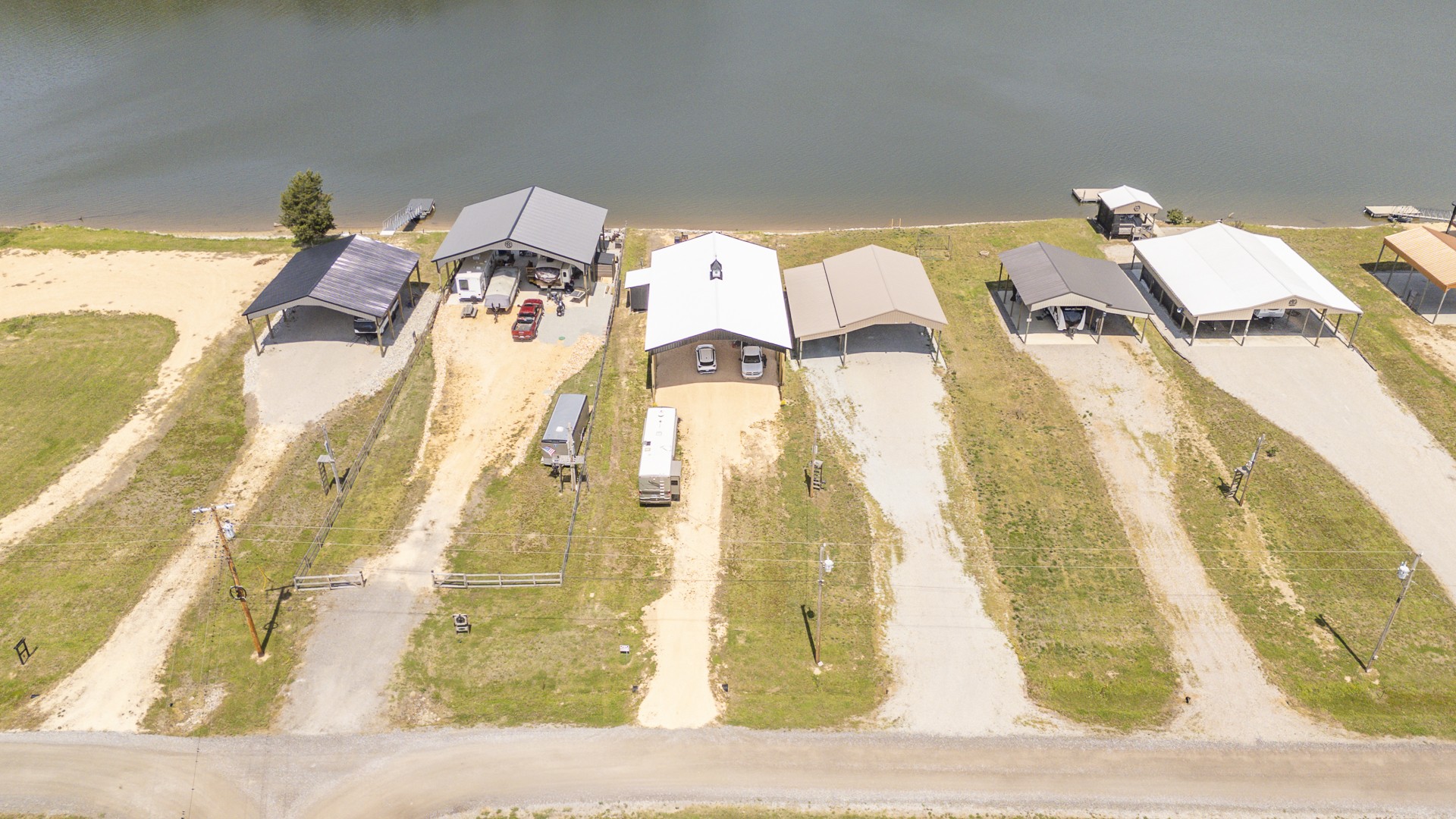 451 River Front Drive Clifton TN 38425