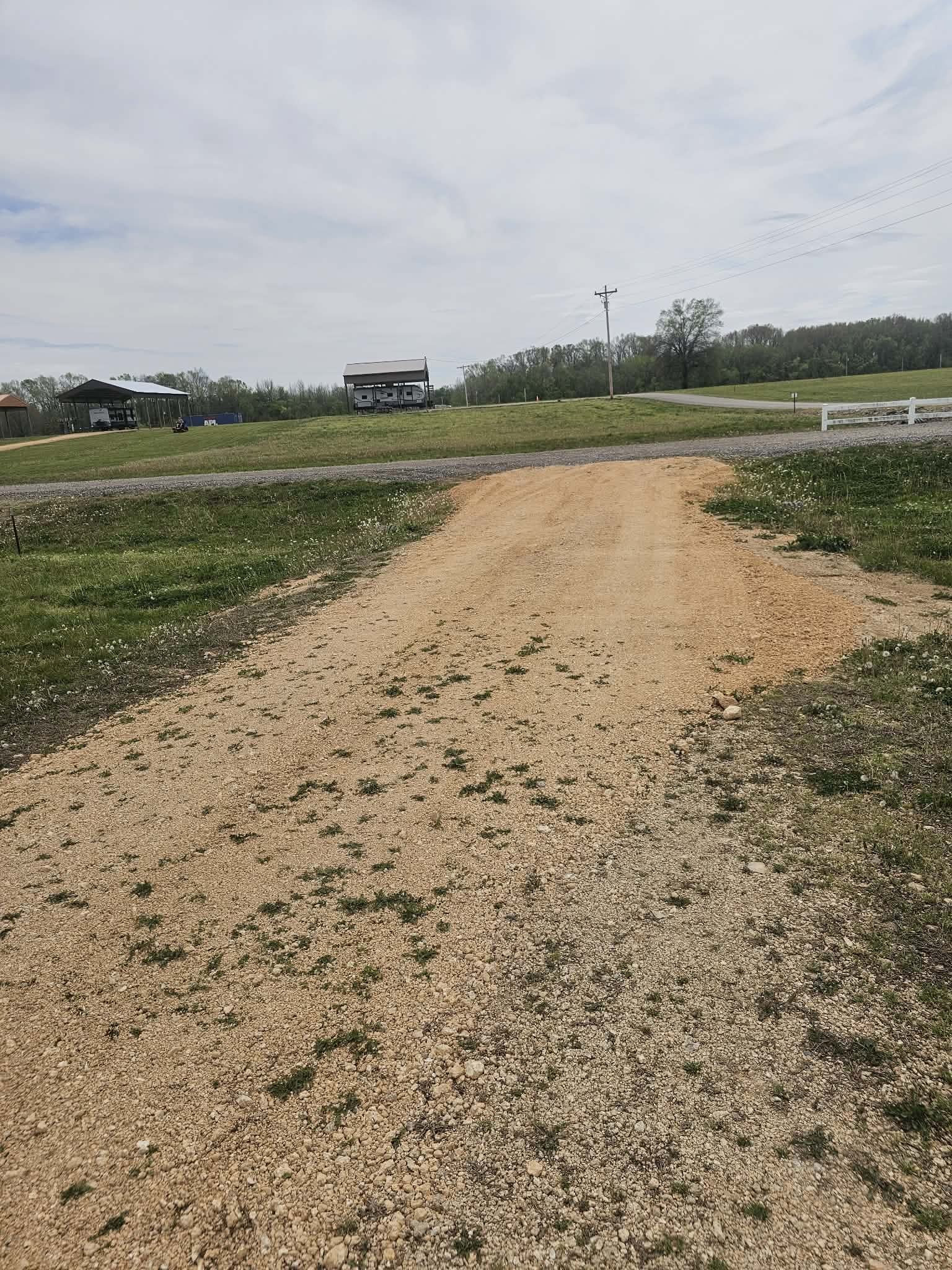 451 River Front Drive Clifton TN 38425