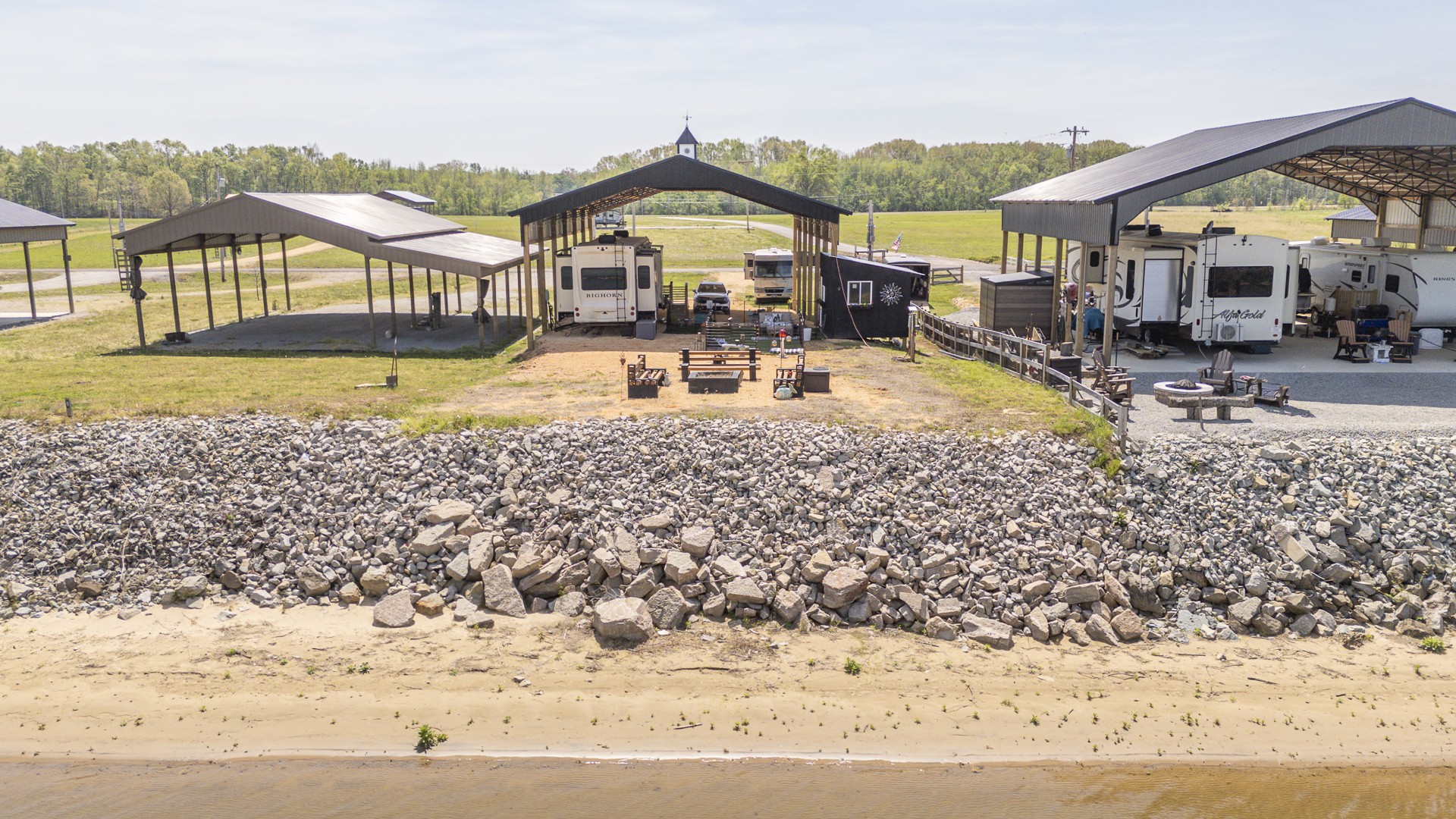 451 River Front Drive Clifton TN 38425