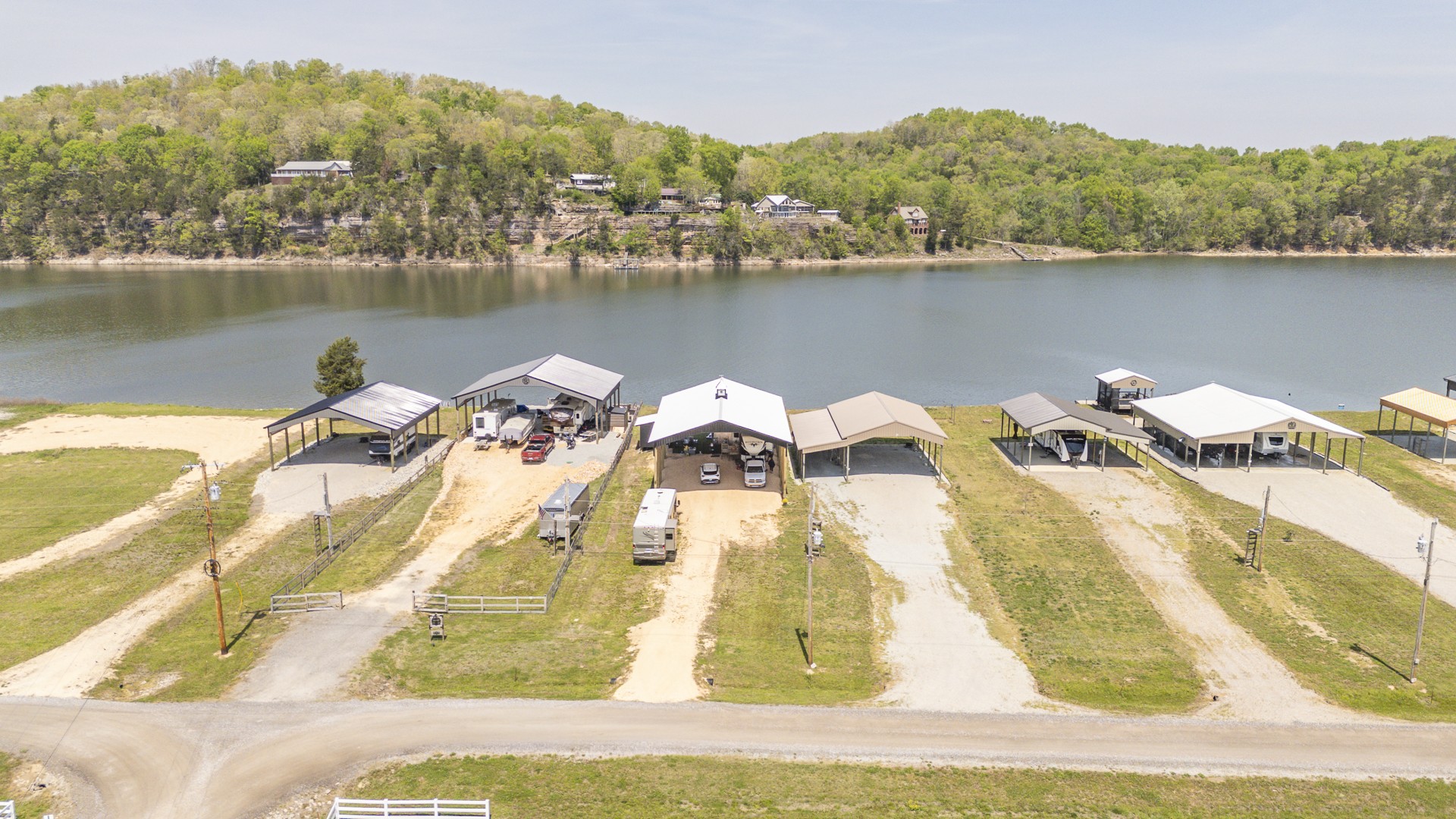 451 River Front Drive Clifton TN 38425