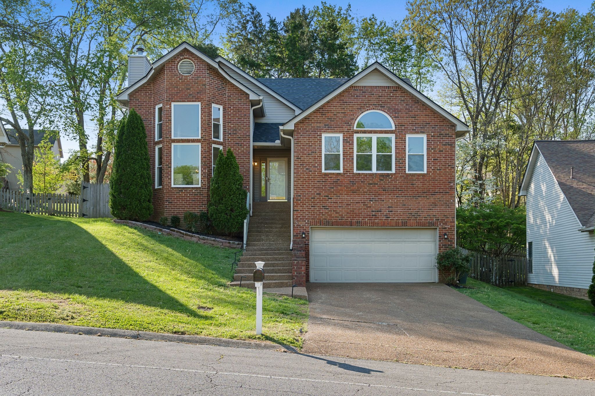 6121 Bradford Hills Drive Nashville TN 37211
