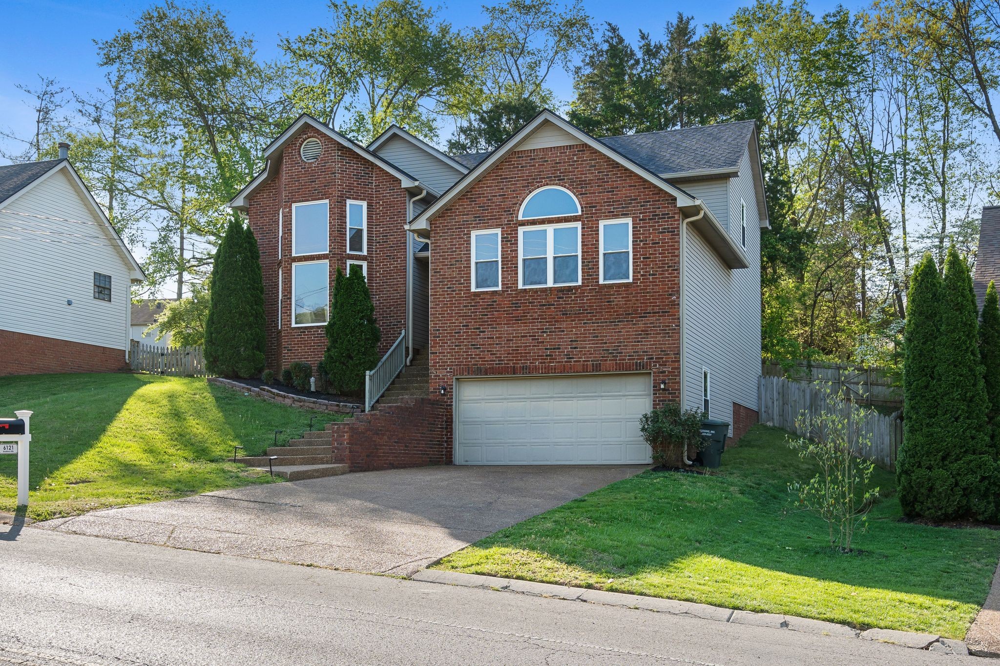 6121 Bradford Hills Drive Nashville TN 37211