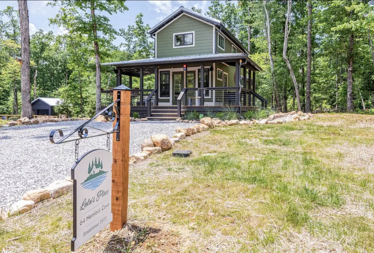 64 Hemlock Cove Tracy City TN 37387