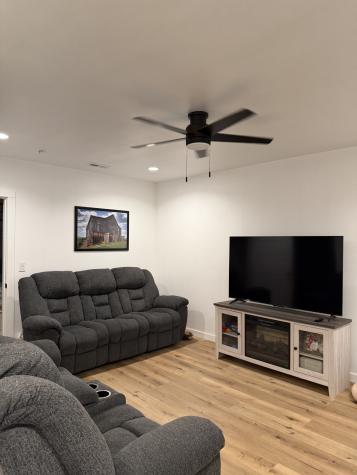 77 Dr George Brown Elkton KY 42220