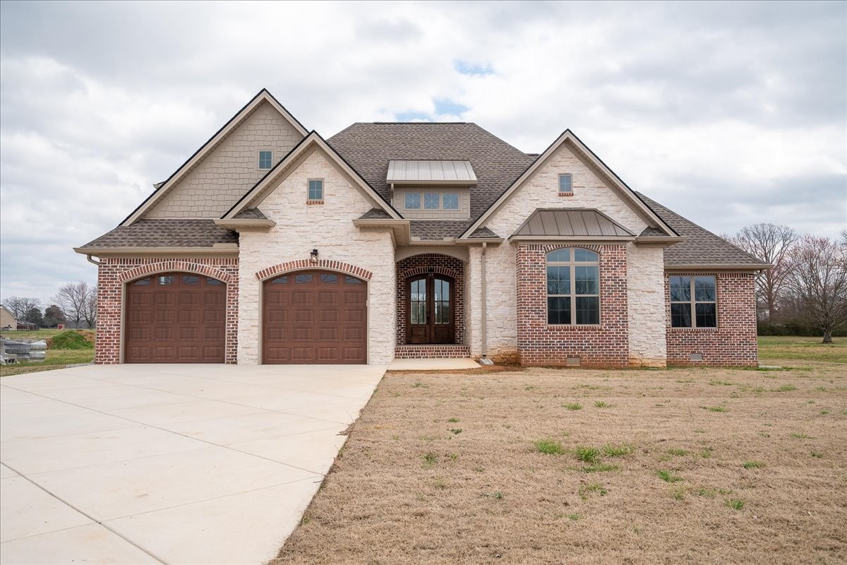 1238 Baylee Circle Lawrenceburg TN 38464
