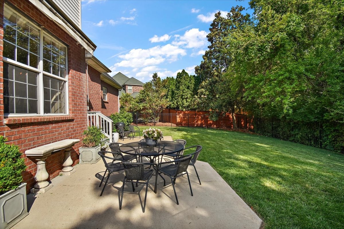 2260 Westwood Drive Murfreesboro TN 37130