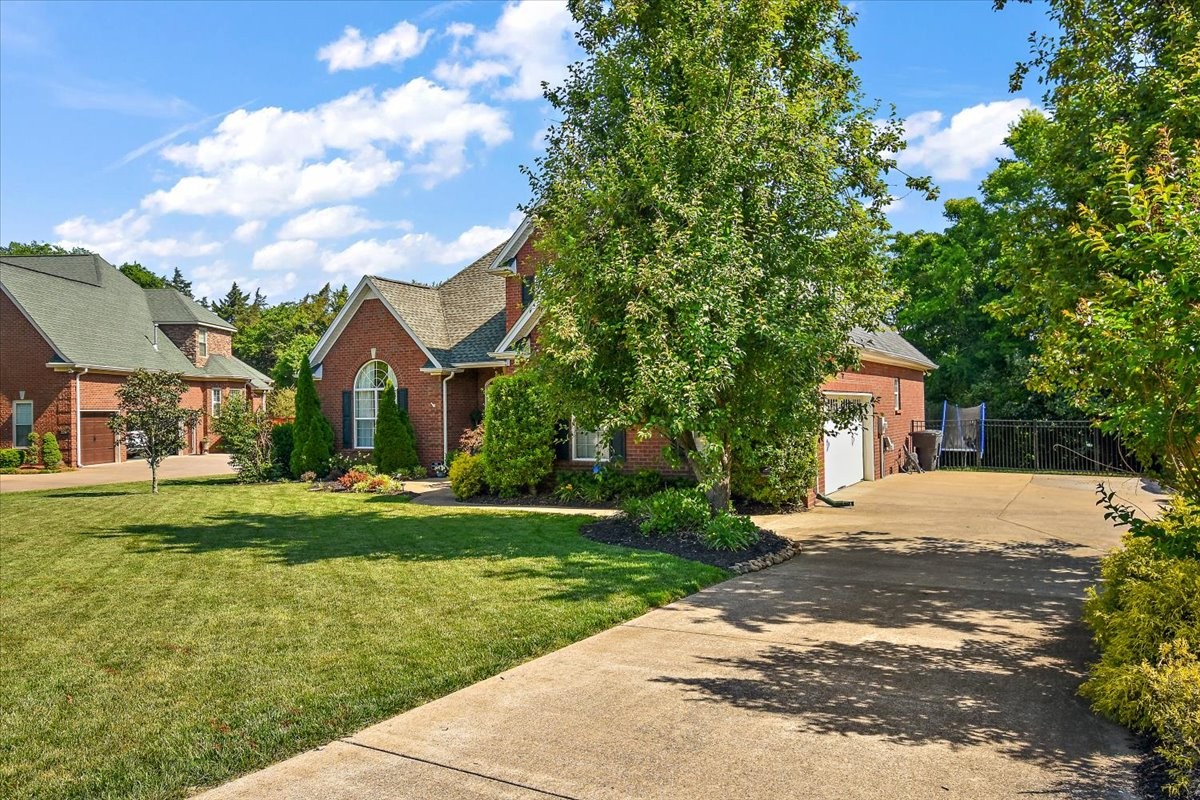 2260 Westwood Drive Murfreesboro TN 37130