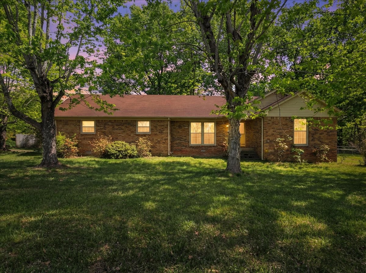 283 Pine Grove Road Smithville TN 37166